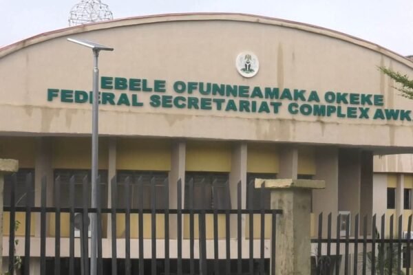 Anambra Fire Service Saves Federal Secretariat From Fire