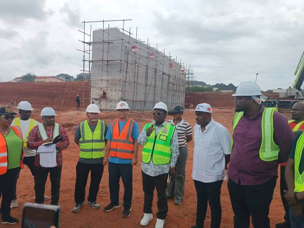 Umahi Orders Immediate Palliative Repairs on Second Niger Bridge Access Road
