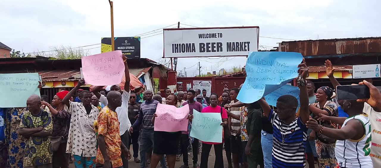 Onitsha Beer Dealers Protest Alleged Market Takeover, Seek Soludo’s Intervention