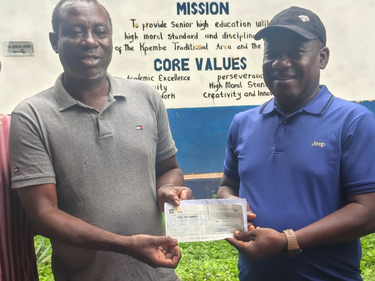 Salaga-South MP Donates GH¢10,000 to T.I. Ahmadiyya SHS for NSMQ