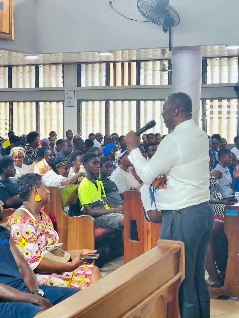 Boamah Supports 344 Needy Students