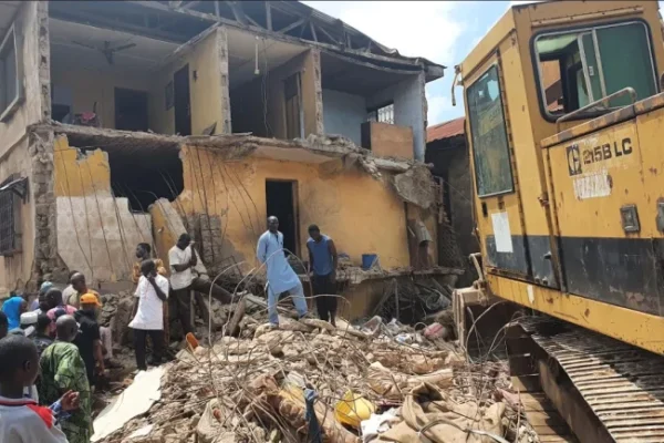 Four Family Members Die in Building Collapse